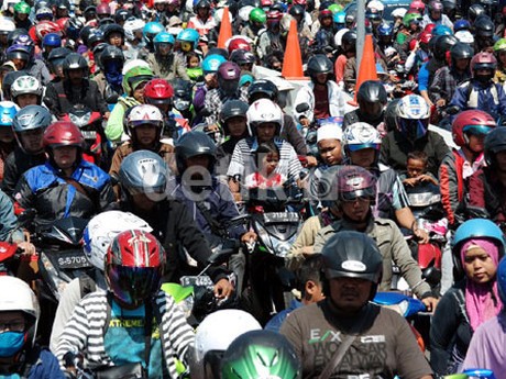 Pemerintah Lebih Peduli Angka Kecelakaan Saat Mudik