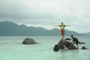 Ayo Wisata ke Pulau Anak Krakatau di Lampung!