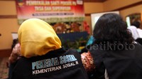 Dengan menggunakan kartu sakti tersebut, anak berkebutuhan khusus memperoleh bantuan dana senilai Rp 300 ribu per bulan.