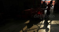 Sejumlah kota di Pulau Jawa menjadi tujuan pengiriman paket ini.