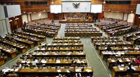 Suasana rapat paripurna yang membahas pengambilan keputusan tentang pencabutan Peraturan Pemerintah Pengganti Undang-undang No 4 tahun 2008 tentang Jaring Pengaman Sistem Keuangan (JPSK). Pool/Lamhot Aritonang/detikFoto.