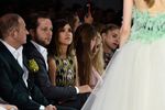 Gaya Jessica Alba di Paris Fashion Week, Yay or Nay?