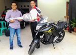 Honda Serahkan Moge Pertama untuk Konsumen