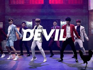 Ayam Bikin Takut Leeteuk di Teaser Kocak Comeback Devil Super Junior
