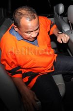 Bupati Morotai Rusli Sibua Ditahan KPK