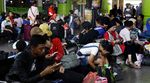 H-8, Pemudik Mulai Serbu Stasiun Gambir