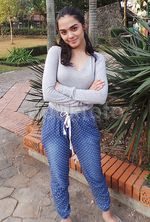 Vebby Palwinta, Senyuman Kamu Manis Banget Sih