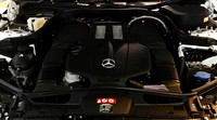 E 400 Coupe AMG dilengkapi dengan mesin turbocharged 2.996 cc dengan tenaga maksimal hingga 333 daya kuda dan torsi maksimum 480 Nm antara 1.600 hingga 4.000 rpm. Sementara untuk E 200 Coupe AMG, mesin 7.991 cc bertenaga 184 daya kuda dan torsi 300 Nm pada 1.200 sampai 4.000 rpm menjadi sumber tenaganya. Ist/Mercedes-Benz Indonesia.
