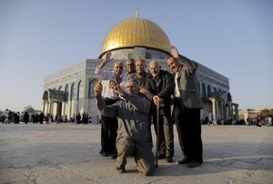 Ramadan di Yerusalem, Selfie di Depan Al Aqsa