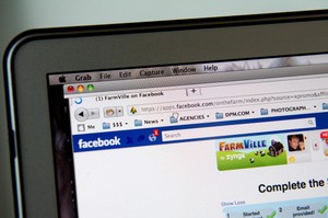 Facebook Bantah Bikin Layanan Musik