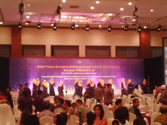 Jokowi Buka Puasa Bareng Pengusaha, Ada Ical Hingga MS Hidayat