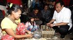 Mendag Gobel Blusukan ke Pasar Kramat Jati Saat Sahur