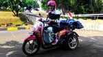 Terkena Polio, Tak Halangi Shinta Keliling Indonesia Naik Motor