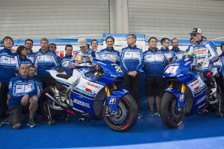 Spesial Biru Putih Suzuki di Sachsenring