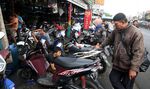 H-6 Bengkel Sepeda Motor Ramai Pengunjung