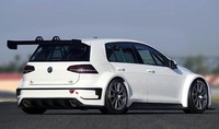 Secara visual, generasi mobil balap terlihat jelas pada Golf yang dikembangkan oleh Volkswagen Motorsport. Istimewa/dok VW.