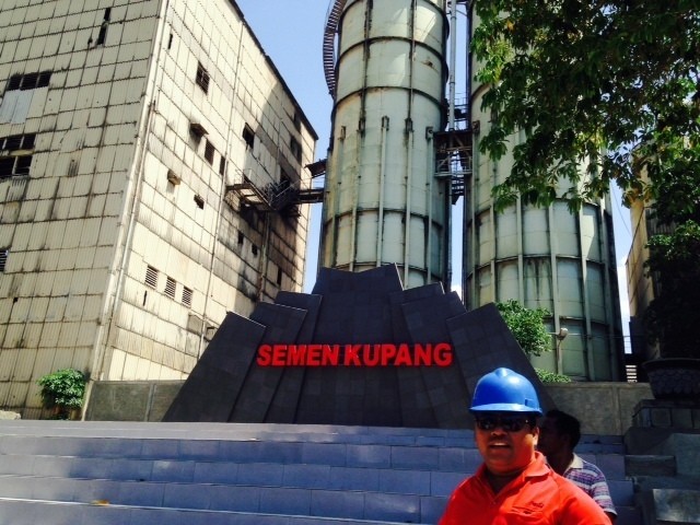 Gubernur NTT Minta Produksi Pabrik Semen Kupang Ditambah