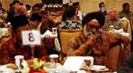 Jokowi Bukber dengan Menteri, Dubes dan Pimpinan Lembaga