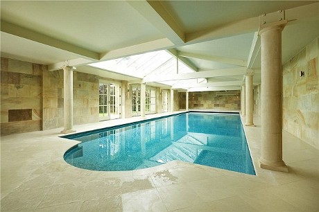 Rowan Atkinson Mr Bean Jual Rumah Rp 62 M, Ini Fotonya!