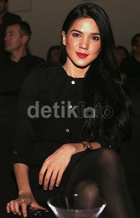 Alice Norin yang berdarah Polandia ini masuk Islam sejak 2008. (Dok detikHOT)