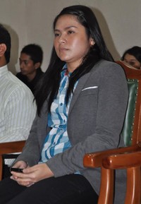 Perempuan bernama asli Theresia Ebenna Ezeria Pardede menjadi mualaf pada 2002 silam. Tere menikah dengan Eka Nugraha pada 2003 sayang keduanya bercerai. (Dok detikHOT)