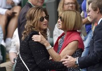 Ia juga sempat menyapa istri dari Roger Federer, Mirka Federer. REUTERS/Stefan Wermuth/detikFoto.