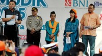 Direktur Utama BNI Achmad Baiquni melepas pemudik.