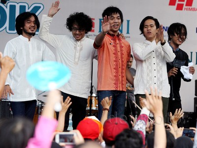 dMasiv dan Ustad Maulana Hibur Pemudik