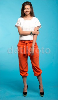 Sebelum terkenal seperti sekarang dara kelahrian 2 April 1995 itu memulai karier aktingnya dari peran-peran kecil. (Wardrobe: Kleting Titis Wigati. Kle; Colony Kemang dan Debenhams Kemang Lippo Mall).