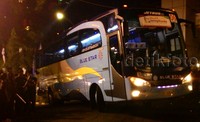 Sebanyak 30 armada bus eksekutif sudah disiapkan AHM. Ditambah dengan dua rangkaian kereta api. Kedua jenis angkutan itu siap mengantarkan 2.260 pemudik ke kampung halamannya.