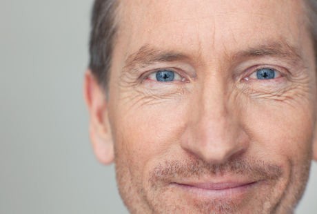 Studi: Warna Mata Bisa Tunjukkan Risiko Alkoholisme