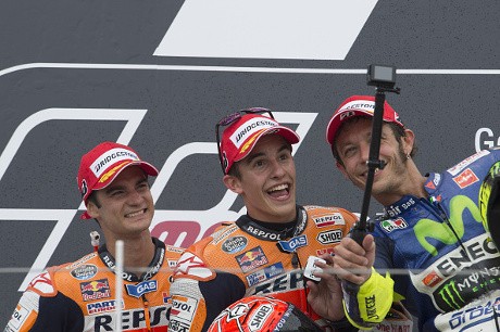 Rossi Prediksikan Kebangkitan Marquez