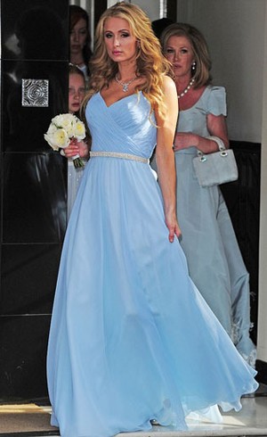Cantiknya Paris Hilton Sebagai Pengiring Pengantin Untuk Adiknya