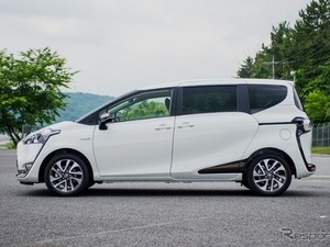 Konsumsi BBM Mobil Toyota Pesaing Freed Versi Hybrid Capai 27,2 km/liter
