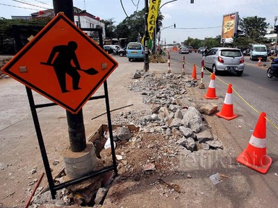 Pemudik Harus Waspada Saat Melintasi Jalan Kalimalang