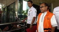 Sebelumnya, Rusli dijemput paksa tim penyidik KPK pada Rabu (8/7) lalu. Rusli dijemput paksa lantaran tak mengindahkan dua kali panggilan KPK.