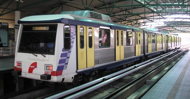 LRT di Kuala Lumpur, Malaysia (Foto: Wikipedia) LRT di Kuala Lumpur, Malaysia (Foto: Wikipedia)