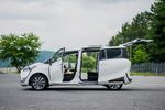 Toyota Sienta Versi Hybrid Model Terbaru