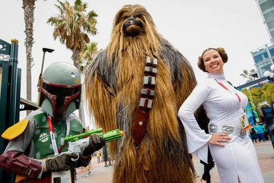 Dandanan Heboh di Runway Comic Con 2015