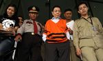 KPK Tahan Dirut PT Traya Tirta Makassar