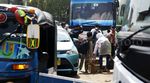 Bus Parkir di Luar Terminal Bikin Macet