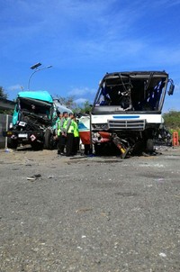 12 Orang tewas dan 40 lainnya luka dalam kecelakaan Bus Rukun Sayur di Tol Palikanci KM 202, Cirebon, Jawa Barat itu. istimewa /korlantas/detikfoto​.