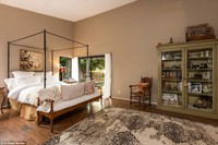 Rumah Mewah Shannen Doherty di Malibu Terjual Rp 30,6 M