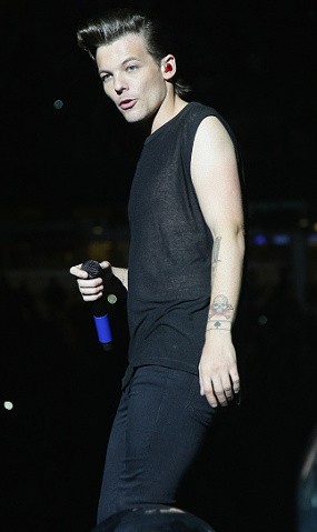 Surprise! Stylist Ini Dikabarkan Hamil Anak Louis Tomlinson One Direction