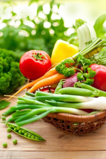 Mau Menyimpan Sayuran dan Buah untuk Stok Lebaran? Ikuti Cara Ini Agar Lebih Awet Segarnya