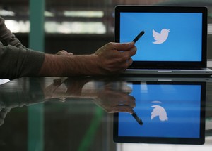 Disangka akan Dijual, Saham Twitter Melonjak