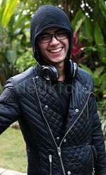 Jepret! Mau Difoto Aliando?