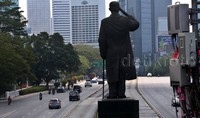 Jalan Sudirman pun terlihat lengang. Lamhot Aritonang/detikcom.