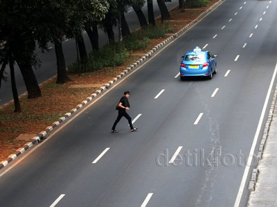 Sehari Menjelang Lebaran, Jakarta Mulai Lengang
