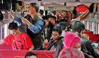 Mudik 2015 di Stasiun Senen jumlah pemudik tidak mengalami lonjakan yang signifikan. Pool/Lamhot Aritonang/detikcom.